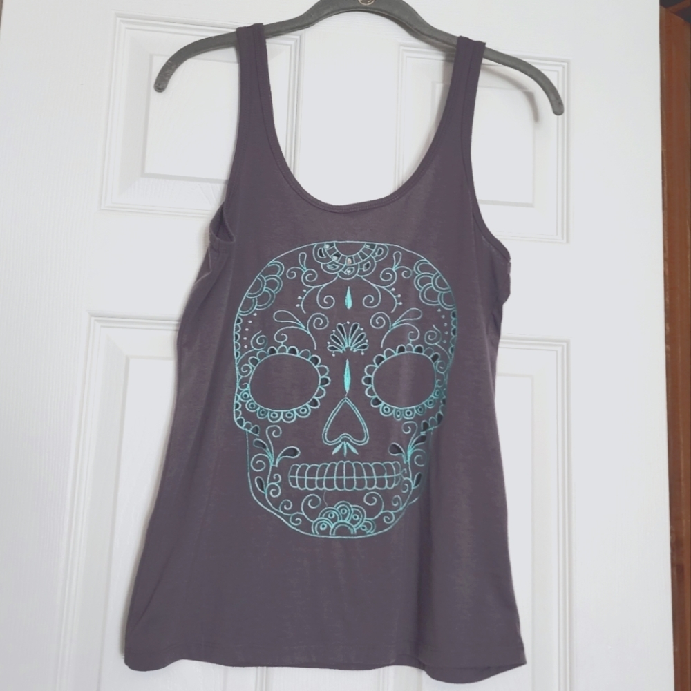Cut Out Skull Tank Top